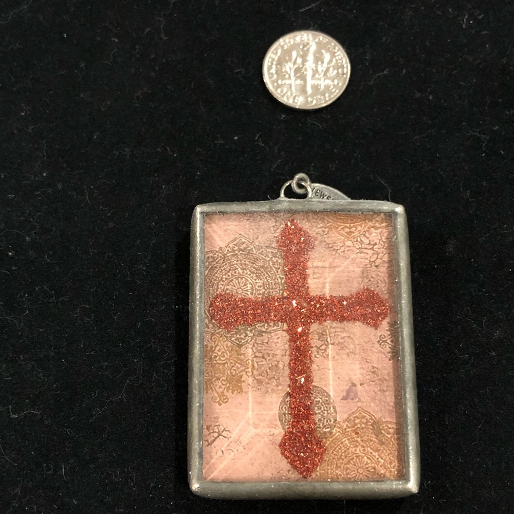 VERY BEAUTIFUL - large Jewel Kade cross charm